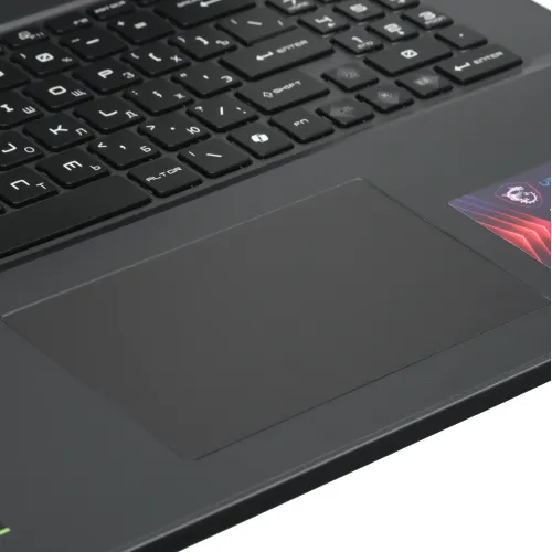 17" Ноутбук MSI Vector 17 HX A14VHG-1014XRU черный