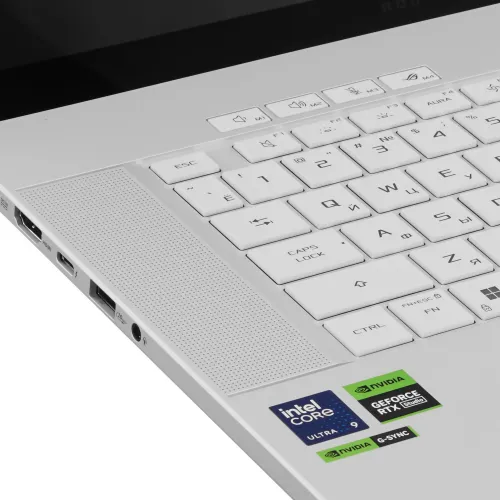 16" Ноутбук ASUS ROG Zephyrus GU605CW-QR164W белый