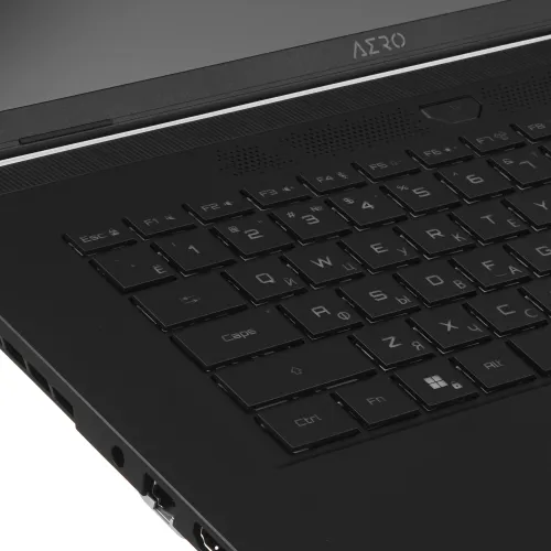 16" Ноутбук GIGABYTE AERO X16 1WH белый