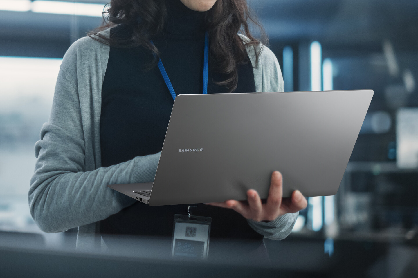 Представлен ноутбук Samsung Galaxy Book6 Enterprise Edition