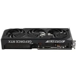 Видеокарта GIGABYTE GeForce RTX 5070 WINDFORCE OC SFF [GV-N5070WF3OC-12GD]