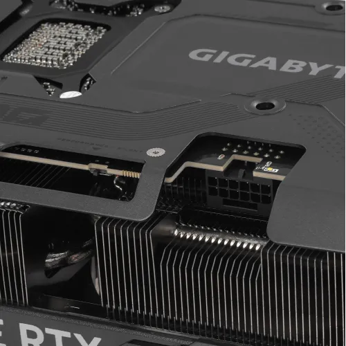 Видеокарта GIGABYTE GeForce RTX 5080 GAMING OC [GV-N5080GAMING OC-16GD]