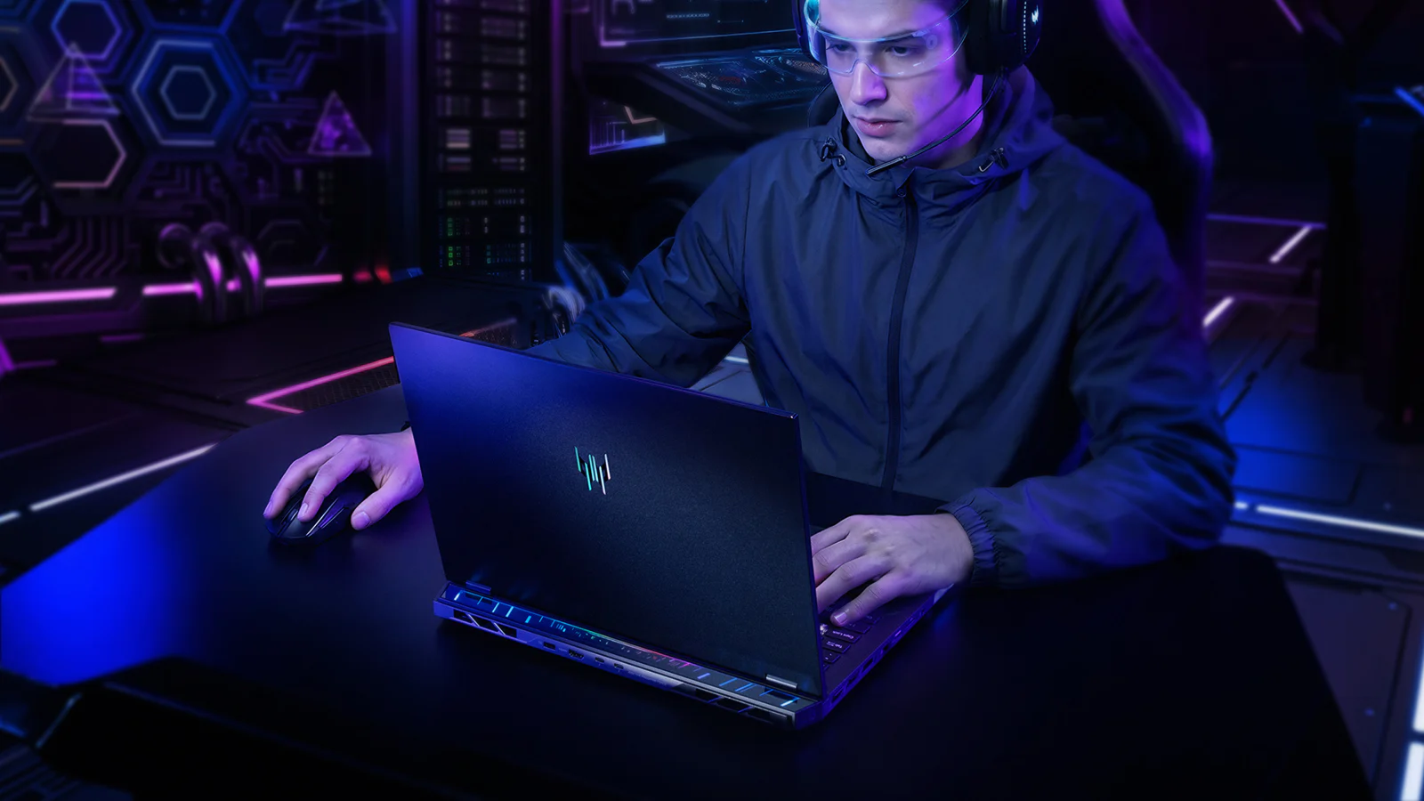 Мультимедиа Acer Predator Helios 18 AI